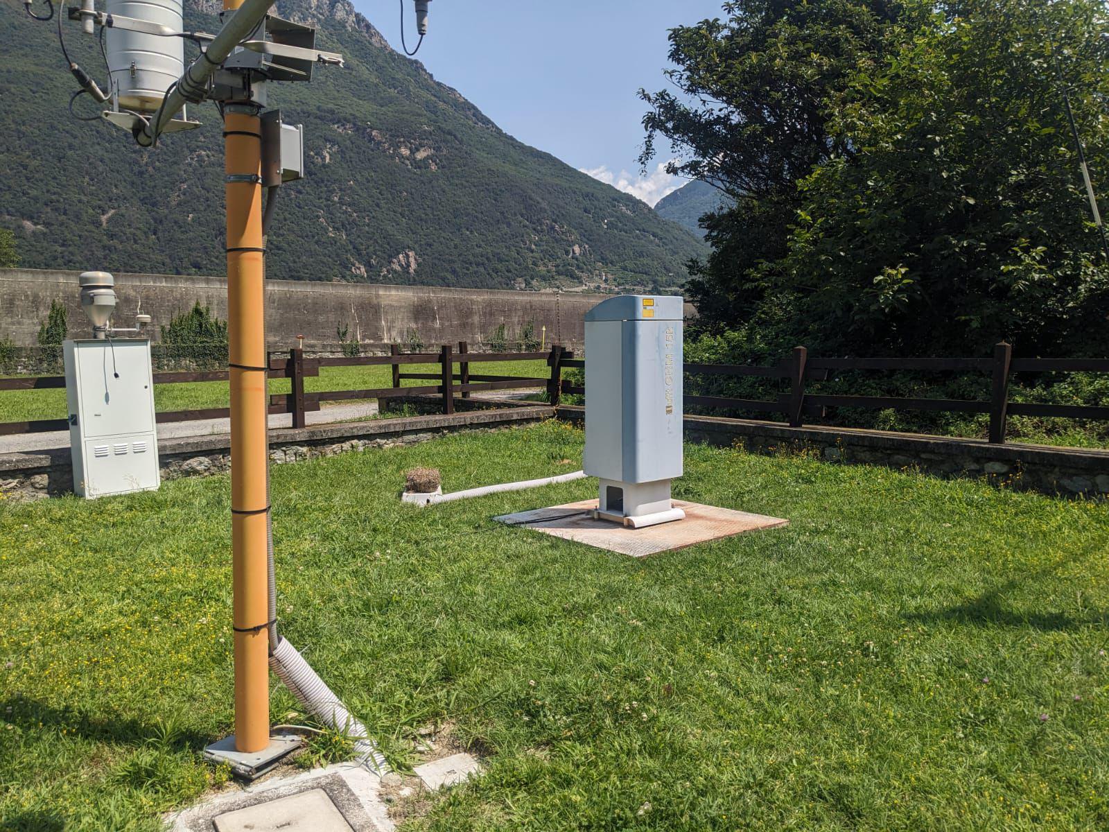Sito di Donnas, nel fondovalle, presso la stazione di misura della qualità dell'aria di Arpa Valle d'Aosta