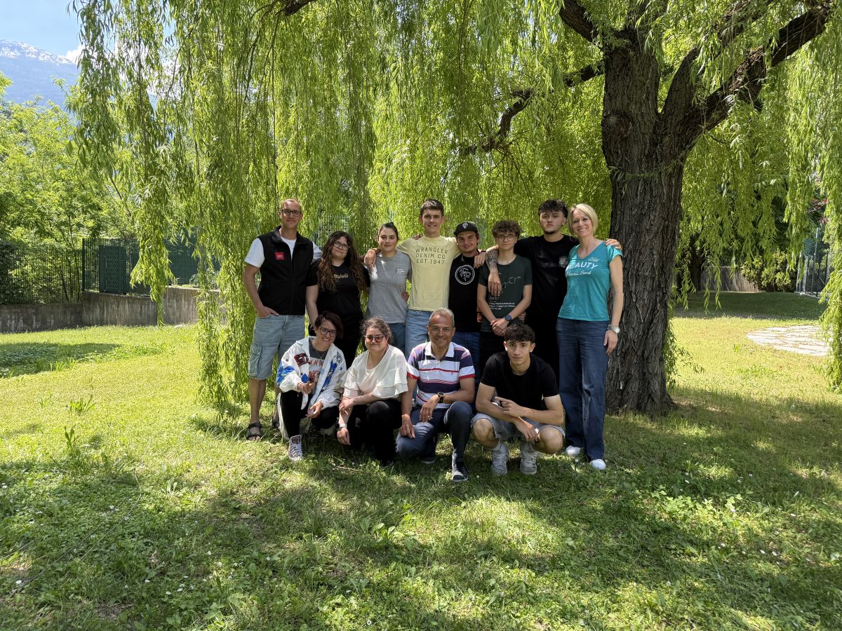 Ghiacciai sotto osservazione: la scuola incontra la scienza in un progetto ESERO