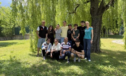 Ghiacciai sotto osservazione: la scuola incontra la scienza in un progetto ESERO