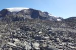 immagine del rock glacier di Cime Bianche a Valtournenche, con la strumentazione per il monitoraggio del permafrost